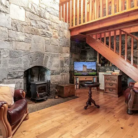 Traditional Stone Holiday home Kilchreest